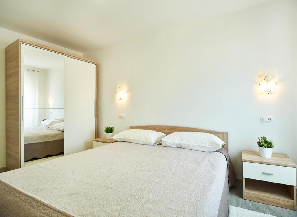 Roviv Apartments In The Old Town By Irundo Rovinj Exteriér fotografie